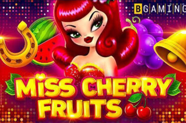 Slot Miss Charry Fruits